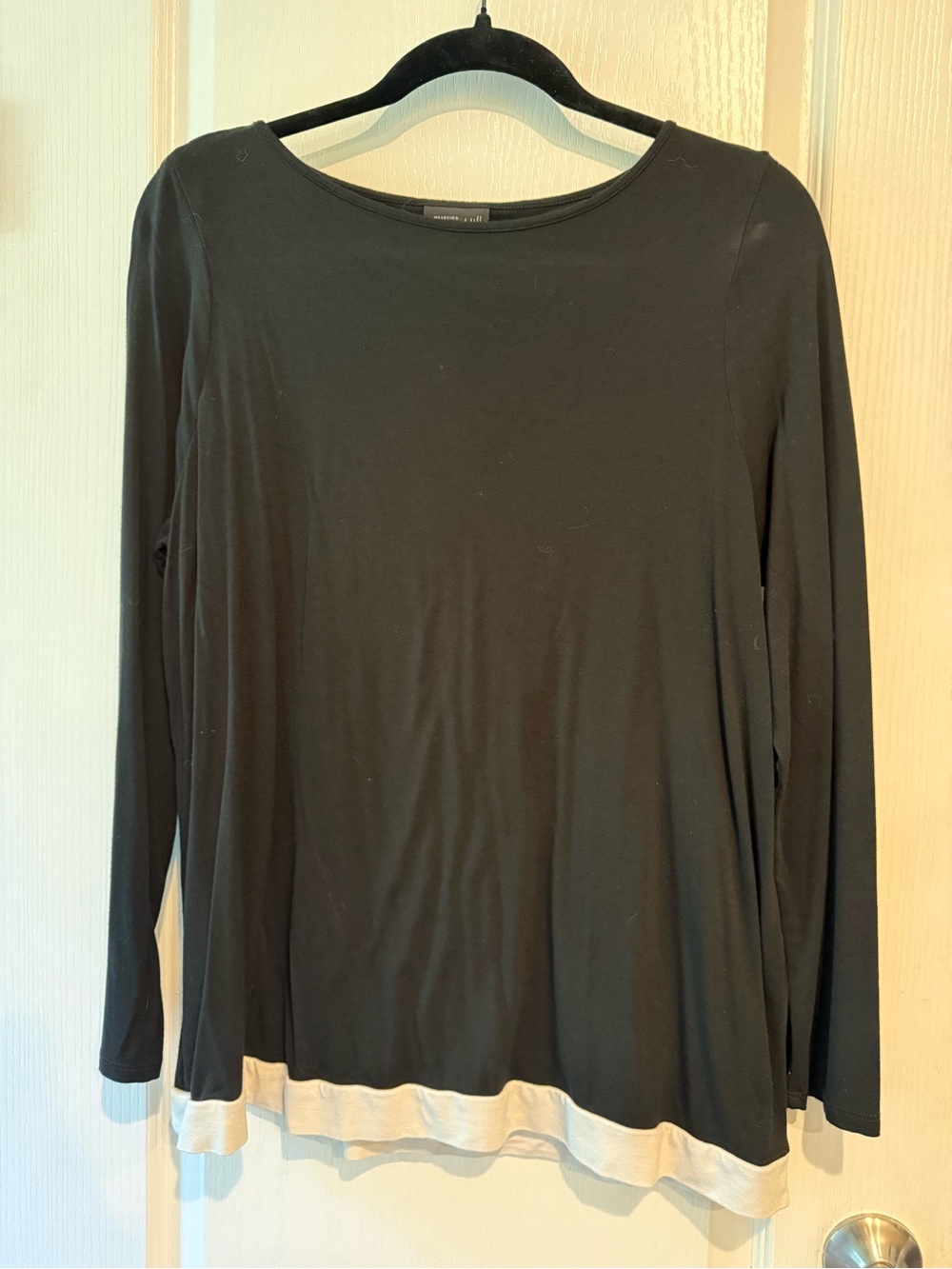 J. Jill Black Long-Sleeve Top with Cream Layered Hem